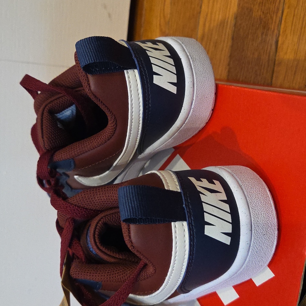 Boys NIKE Court Borough Low Recraft (GS) Shoes Size 4Y NEW IN BOX - Picture 4 of 6